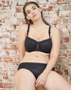 Panty "Sienna" Black -Angebote SUGARSHAPE Store sugarshape balconette bh panty sienna black front editorial single bhs 75 95 hs 100 full 3