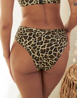 Bikini-High-Panty "Monaco" Wild -Angebote SUGARSHAPE Store sugarshape bikini high panty monaco wild back editorial single crop 2