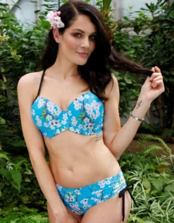 Bikini-Panty "Sakura" 7 Bikini-Panty "Sakura" -Angebote SUGARSHAPE Store sugarshape bikini panty sakura front editorial single full 1