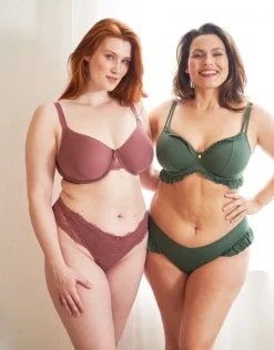 Bikini-Slip "Valencia" Olive 13 Bikini-Slip "Valencia" Olive -Angebote SUGARSHAPE Store sugarshape bikini slip valencia olive front editorial double full 2