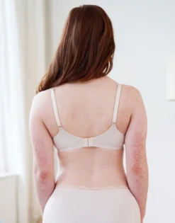 Bralette "Clara" Powder -Angebote SUGARSHAPE Store sugarshape bralette clara powder back editorial single bhs 75 82 5 crop 1