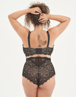 Bralette "Sophia" Black/beige -Angebote SUGARSHAPE Store sugarshape bralette high panty sophia back packshot model off white single bhs 85 107 5 hs 110 full 1
