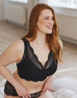 Bralette "Emilia" Black -Angebote SUGARSHAPE Store sugarshape bralette panty emilia black front editorial single bhs 90 107 5 hs 115 full 2