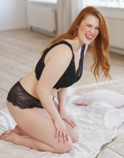 Bralette "Emilia" Black -Angebote SUGARSHAPE Store sugarshape bralette panty emilia side editorial single bhs 90 107 5 hs 115 full 1