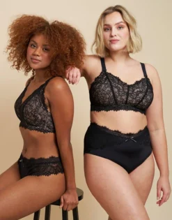 High-Waist-Panty "Sophia" Black/beige -Angebote SUGARSHAPE Store sugarshape bralette still bralette high panty string sophia front packshot model sand double full 2 1