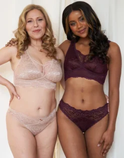 Brazilian-Slip "Eliana" Maroon 17 Brazilian-Slip "Eliana" Maroon -Angebote SUGARSHAPE Store sugarshape bralette string eliana velvet cappucino maroon front editorial double full 21