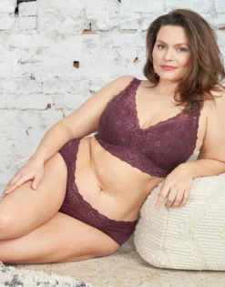 Bralette "Suki" Maroon -Angebote SUGARSHAPE Store sugarshape bralette suki maroon front editorial single full 4