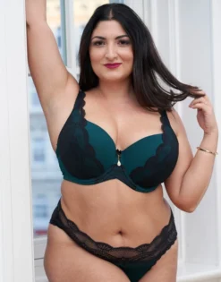 High-Panty "Pure Divine" Peacock 11 High-Panty "Pure Divine" Peacock -Angebote SUGARSHAPE Store sugarshape high panty pure divine front editorial single full 2