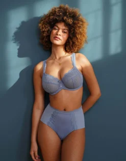 High-Waist-Panty "Clara" Blue-grey 11 High-Waist-Panty "Clara" Blue-grey -Angebote SUGARSHAPE Store sugarshape hp clara lace bluegrey front editorial single hs 100 full 2