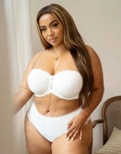 BH "Diamond Classic" Ivory 18 BH "Diamond Classic" Ivory -Angebote SUGARSHAPE Store sugarshape multiway bh string diamond ivory front editorial single bhs 90 107 5 hs 120 full 41