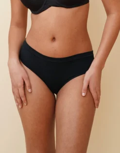 Panty "Cotton Basic" Black -Angebote SUGARSHAPE Store sugarshape panty basic cotton black front editorial single crop 2