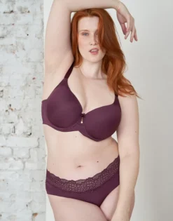 Panty "Pure Lace" Maroon -Angebote SUGARSHAPE Store sugarshape panty pure lace maroon front editorial single full 1