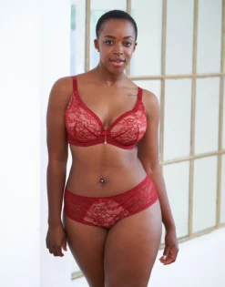 BH "Valerie" Burgundy -Angebote SUGARSHAPE Store sugarshape plunge bh panty valerie burgundy front editorial single bhs 75 92 5 hs 105 full 3