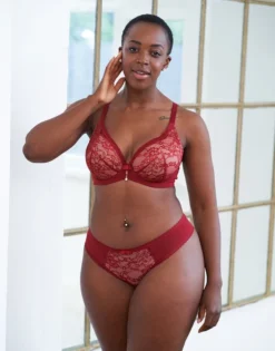 BH "Valerie" Burgundy -Angebote SUGARSHAPE Store sugarshape plunge bh string valerie burgundy front editorial single bhs 75 92 5 hs 105 full 2