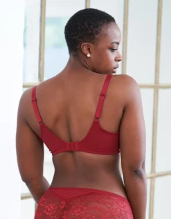 BH "Valerie" Burgundy -Angebote SUGARSHAPE Store sugarshape plunge bh valerie burgundy back editorial single bhs 75 92 5 crop 1