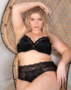 BH "Eliana" Black -Angebote SUGARSHAPE Store sugarshape spitzen bh eliana black front editorial single bhs 90 105 full 1