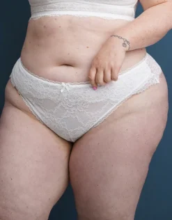 String "Emilia" Ivory 8 String "Emilia" Ivory -Angebote SUGARSHAPE Store sugarshape string emilia ivory front crop 2