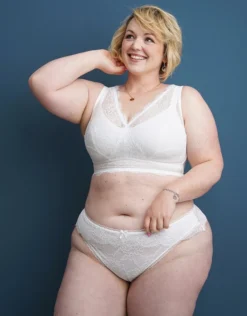 String "Emilia" Ivory 10 String "Emilia" Ivory -Angebote SUGARSHAPE Store sugarshape string emilia ivory front full 2