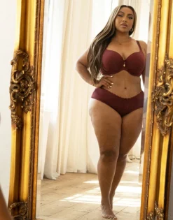 Panty "True" Port -Angebote SUGARSHAPE Store sugarshape t shirt bh panty true port front editorial single bhs 90 107 5 hs 120 full 7