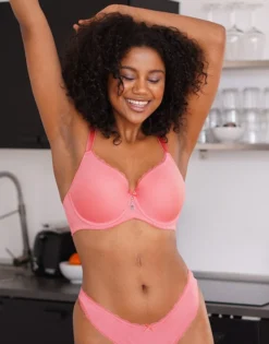 BH "Pure Basic" Coral 13 BH "Pure Basic" Coral -Angebote SUGARSHAPE Store sugarshape t shirt bh pure basic coral front editorial single crop 2