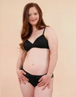 Bralette "Airyn" Black -Angebote SUGARSHAPE Store sugarshape bralette airyn black front editorial single bhs 75 85 hs 100 full 2